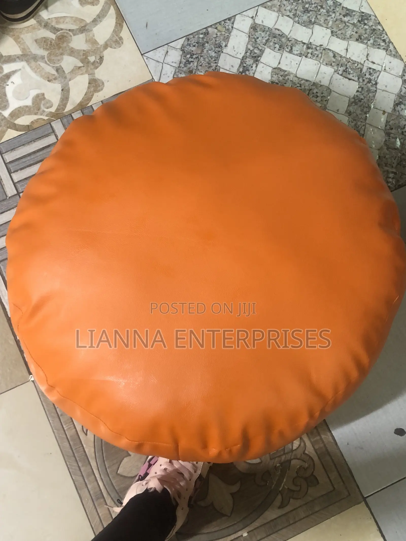 Classic Round Pillows