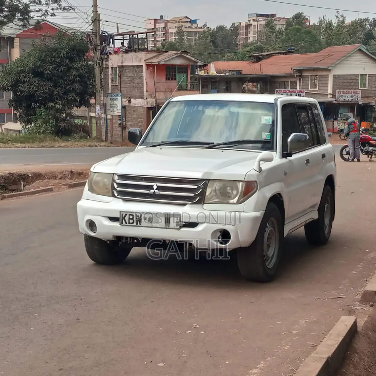 Mitsubishi Pajero 2009 White