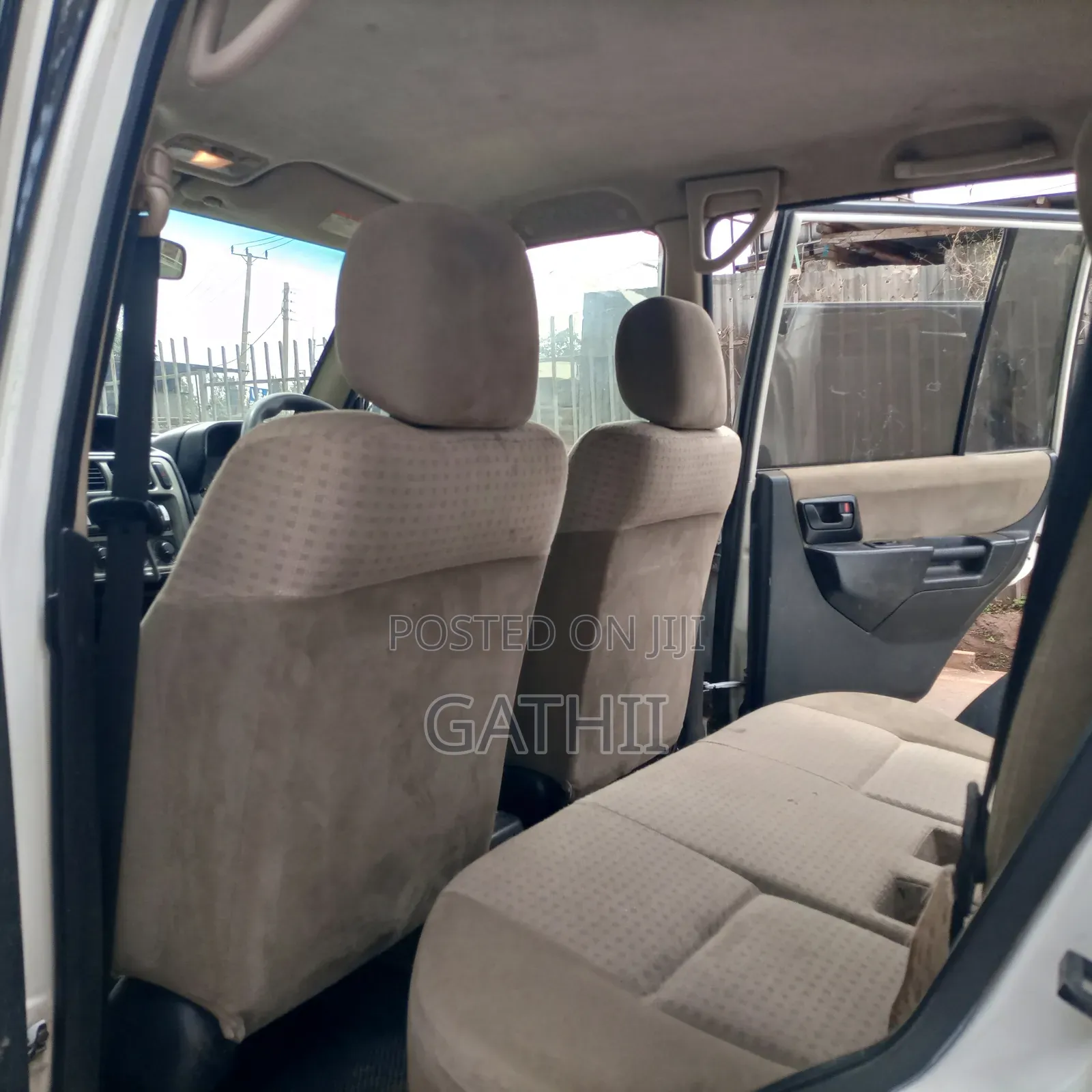 Mitsubishi Pajero 2009 White
