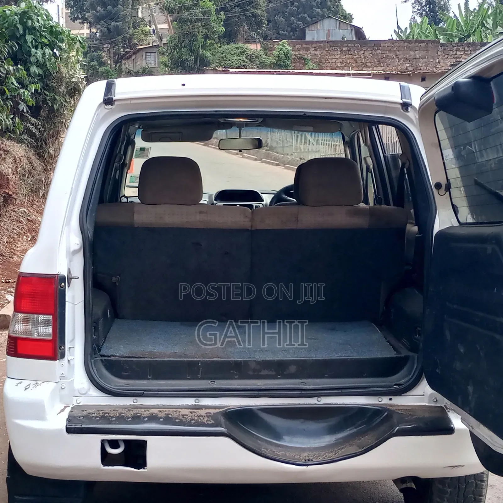 Mitsubishi Pajero 2009 White