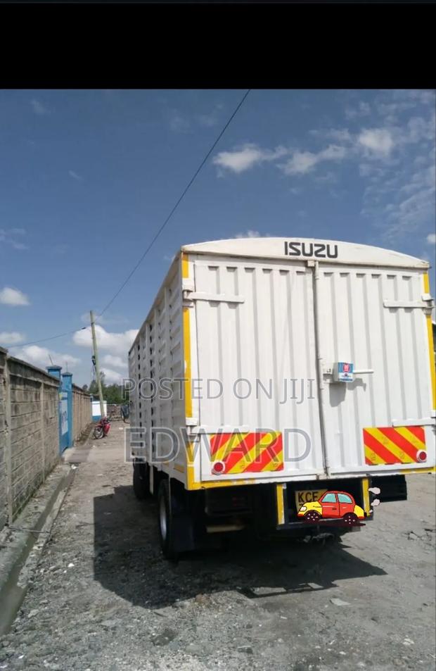 Isuzu NPR 4.3 - thumbnail 2