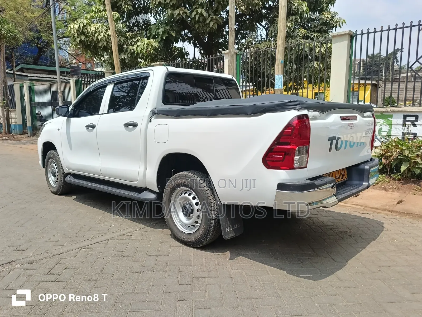 Toyota Hilux 2019 White