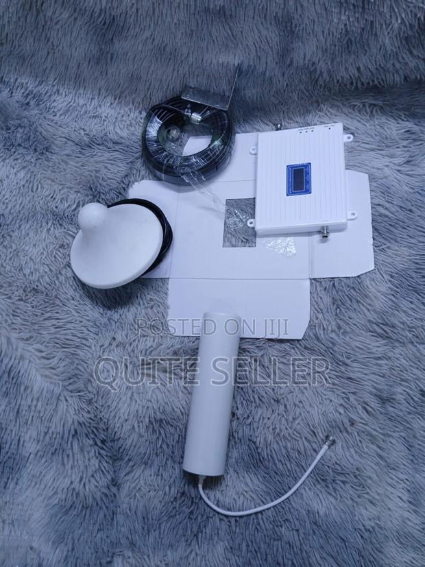 4G LTE Signal Amplifier With High Gain Outdoor Antenna