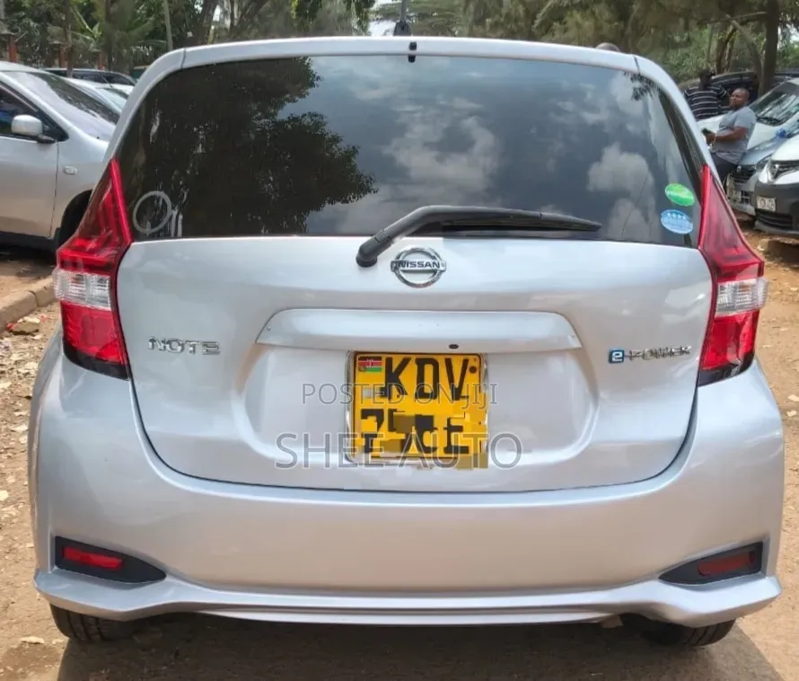 Nissan Note 2019 Silver