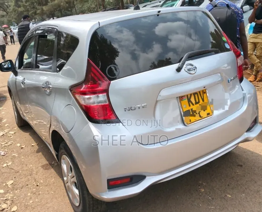 Nissan Note 2019 Silver