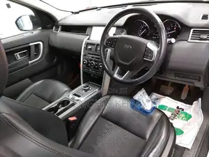 Land Rover Discovery Sport 2019 White