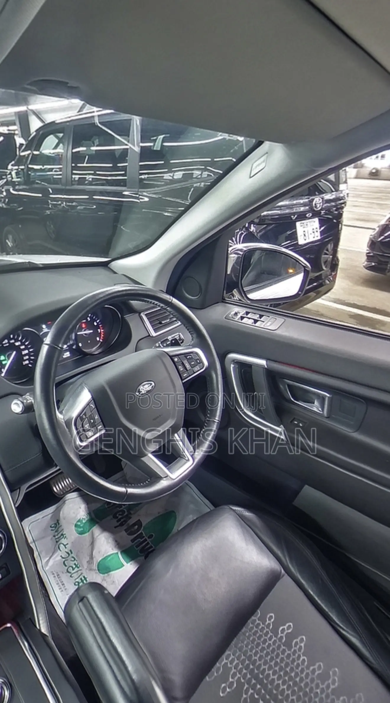 Land Rover Discovery Sport 2019 White