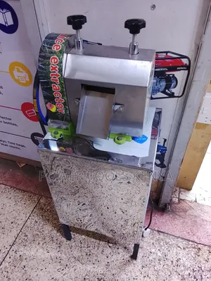 Commercial Sugarcane Juice Extractor Machine (Electric).