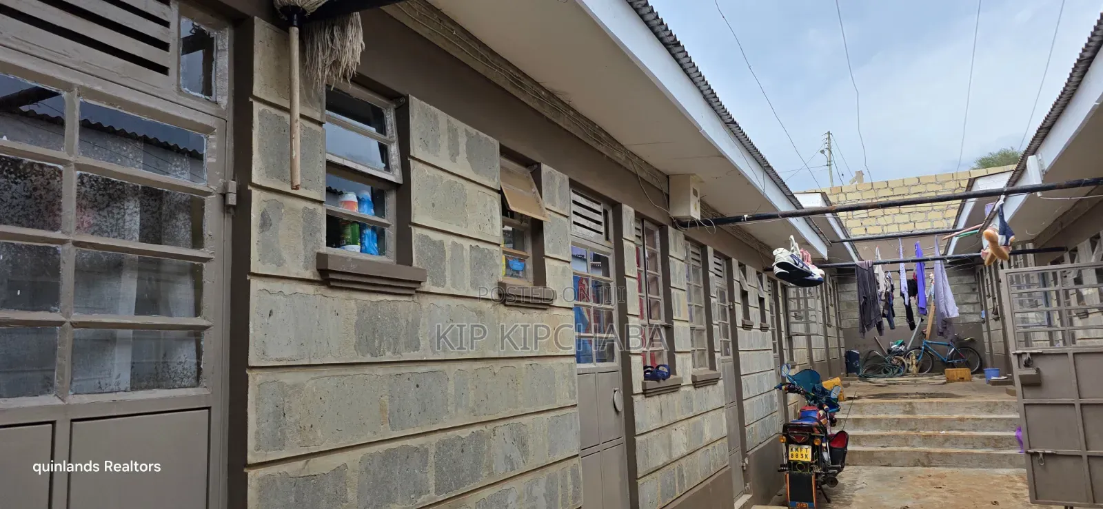10bdrm Duplex in Kapsoya for sale