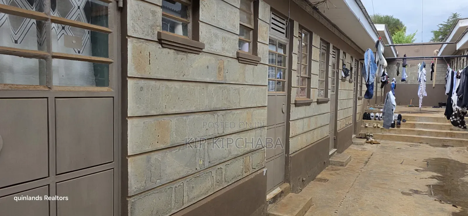 10bdrm Duplex in Kapsoya for sale