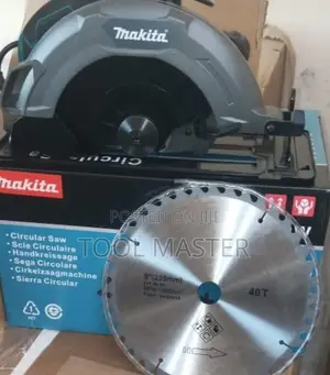 Makita 9" Circular Saw/2000w Circular Saw