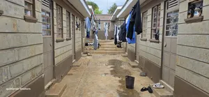 10bdrm Duplex in Kapsoya for sale