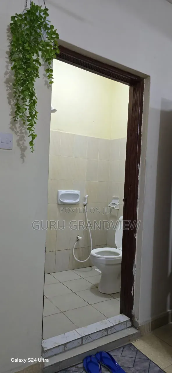 Bamburi Fisheries Studio Airbnb Ith Balcony