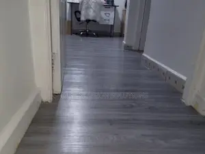 Mkeka Wa Mbao Vinyl Carpet- Easy to Install