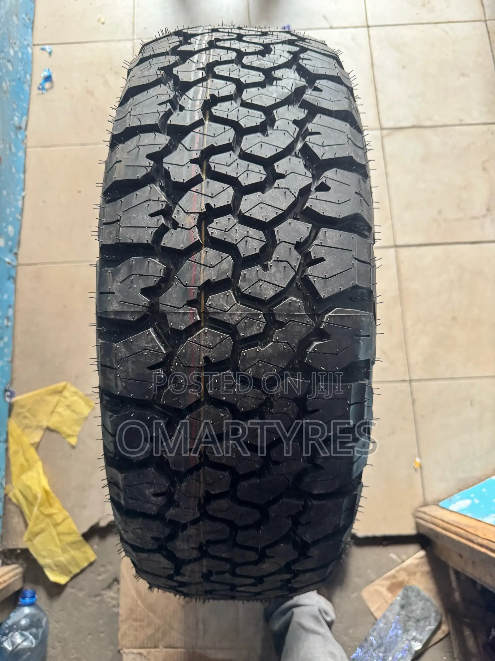 225/65r17 Mirage a/T