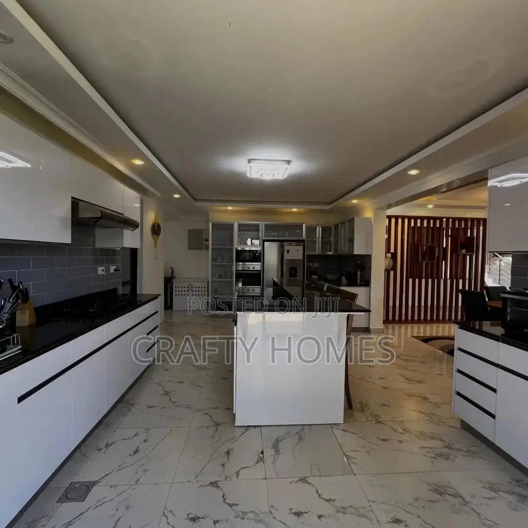 Furnished 6bdrm Mansion in Karen for sale