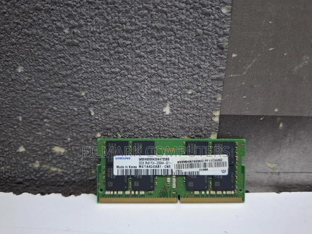 SAMSUNG 32GB 2Rx8 PC4-3200AA-SE1-11 Laptop Ram