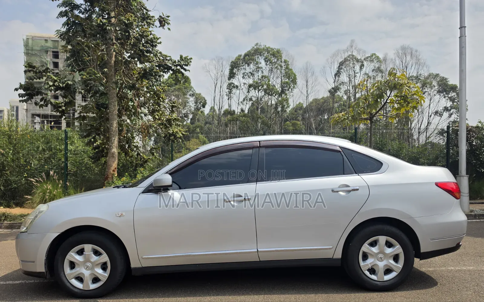 Nissan Bluebird 2012 Silver