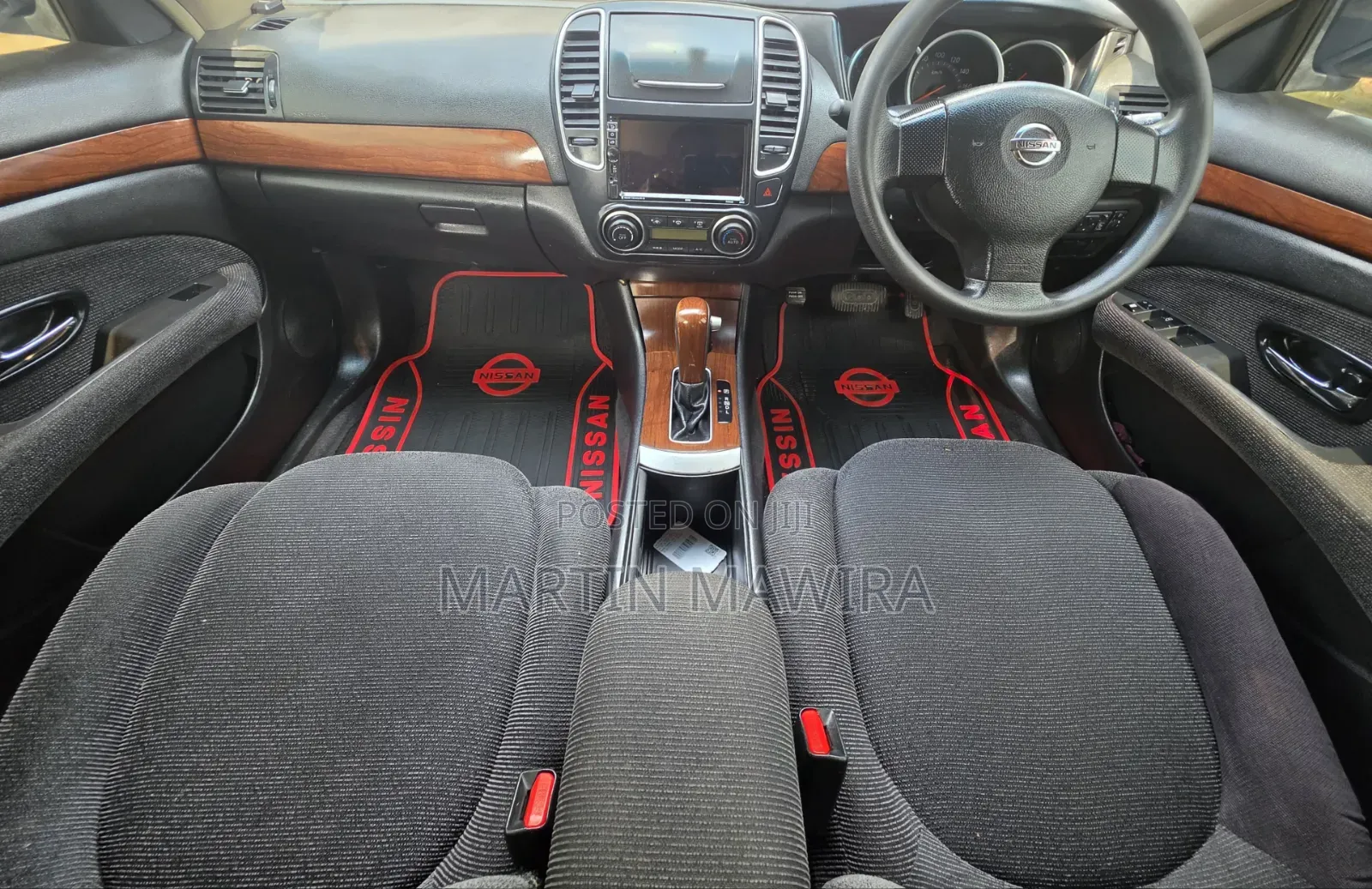 Nissan Bluebird 2012 Silver