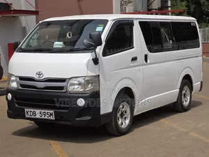 Toyota HiAce 2013 White