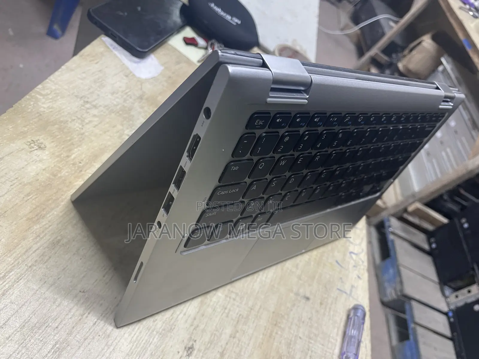 Laptop Dell Inspiron 11 3147 4GB Intel Pentium SSD 256GB