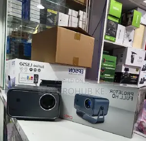 CY900 Portable Android Projector for Home Entertainment