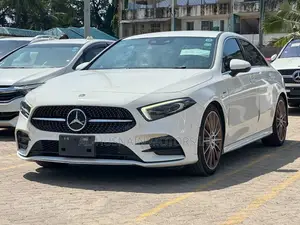 Mercedes-Benz A-Class 2019 Pearl