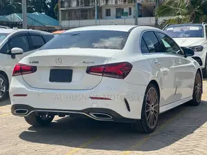 Mercedes-Benz A-Class 2019 Pearl