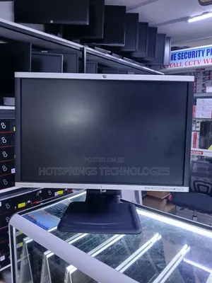 HP Compaq LA2405x
24-Inch Monitor