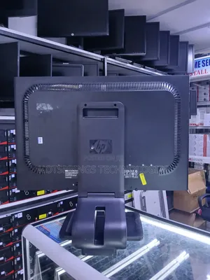 HP Compaq LA2405x
24-Inch Monitor