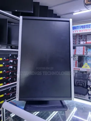 HP Compaq LA2405x
24-Inch Monitor