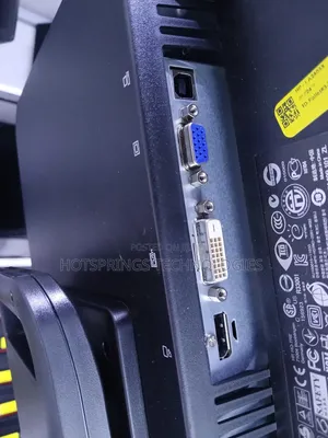 HP Compaq LA2405x
24-Inch Monitor