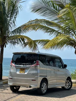 Suzuki Solio 2016 Silver