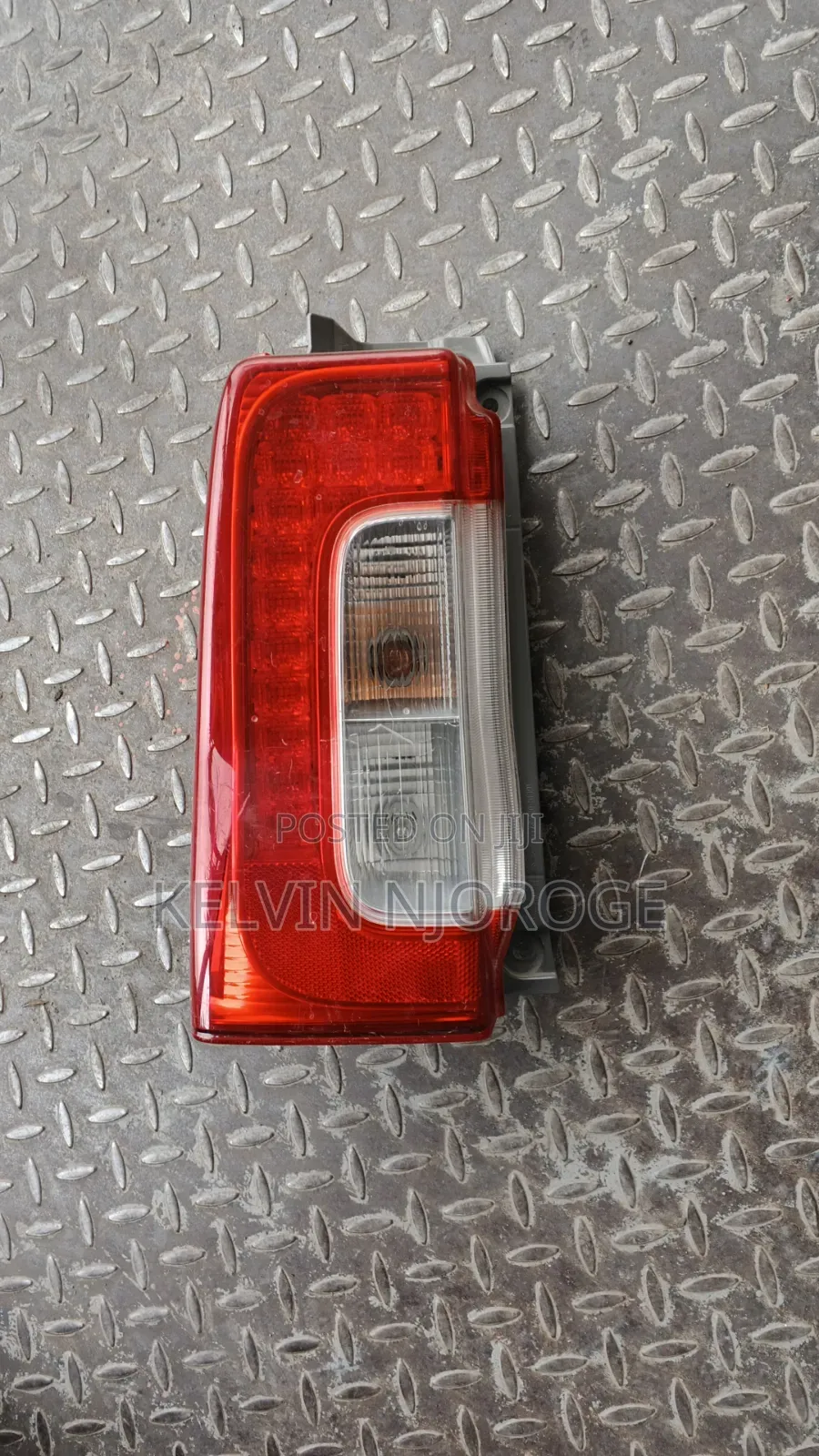 Daihatsu Tanto Backlight Taillight