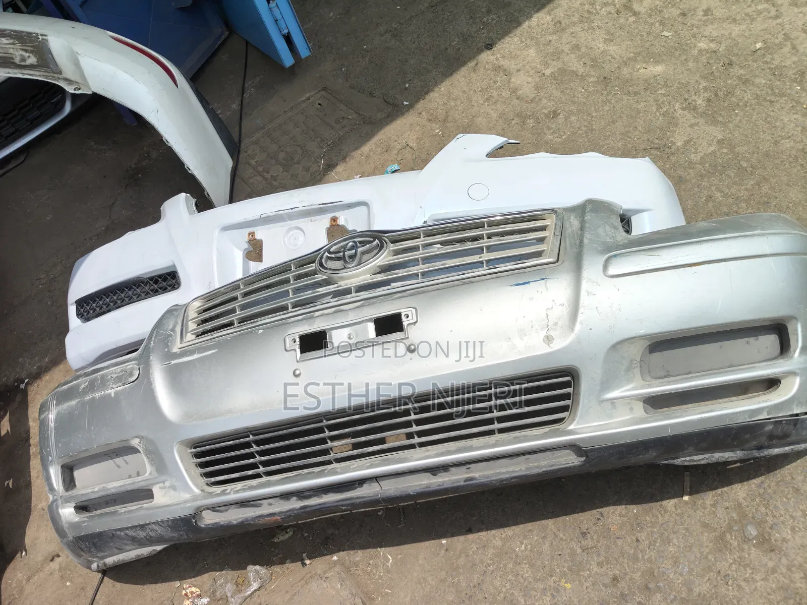Avensis T25 Model Front Bumper Complete
