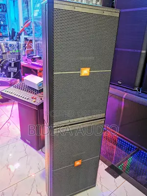 JBL Professional Dual 15-Inch Passive Two-Way Loudspeaker System
