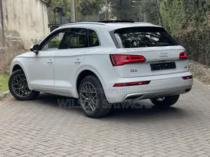 Audi Q5 2019 White