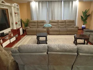 9bdrm Maisonette in Kerarapon Drive for sale