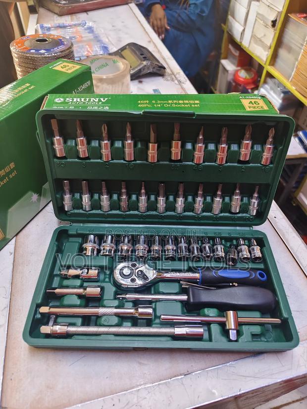 46-Piece 1/4" Drive Socket Wrench Set