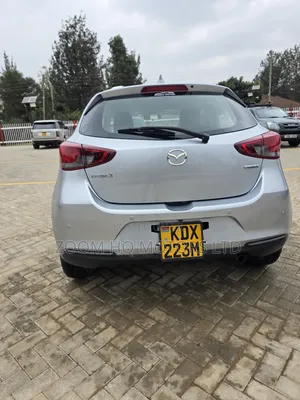 Mazda 2 2019 Silver