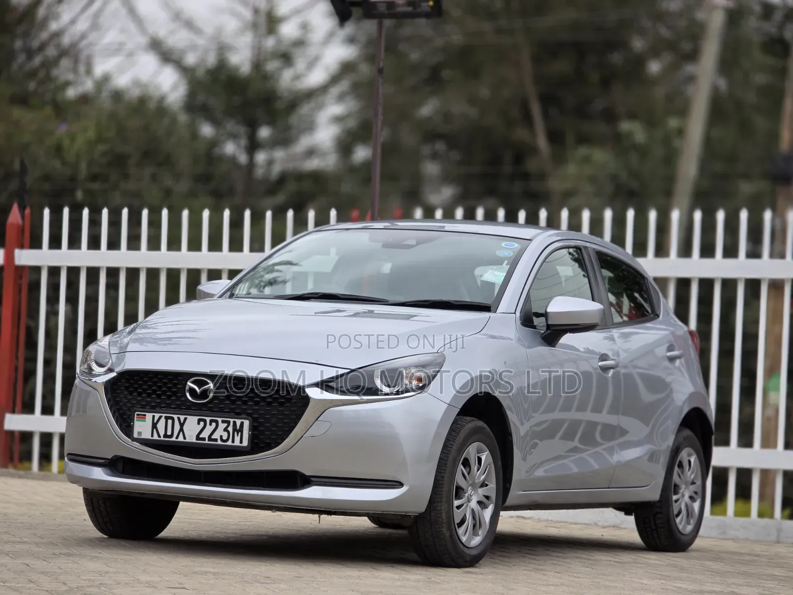 Mazda 2 2019 Silver