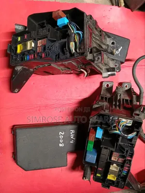FuseBox Toyota Rav 4 2008