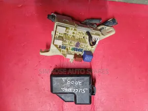 FuseBox Toyota Succeed 2002