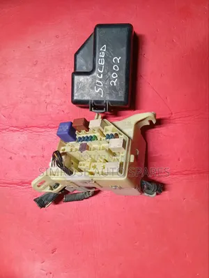 FuseBox Toyota Succeed 2002