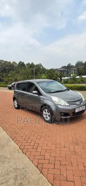 Nissan Note 2010 Gray