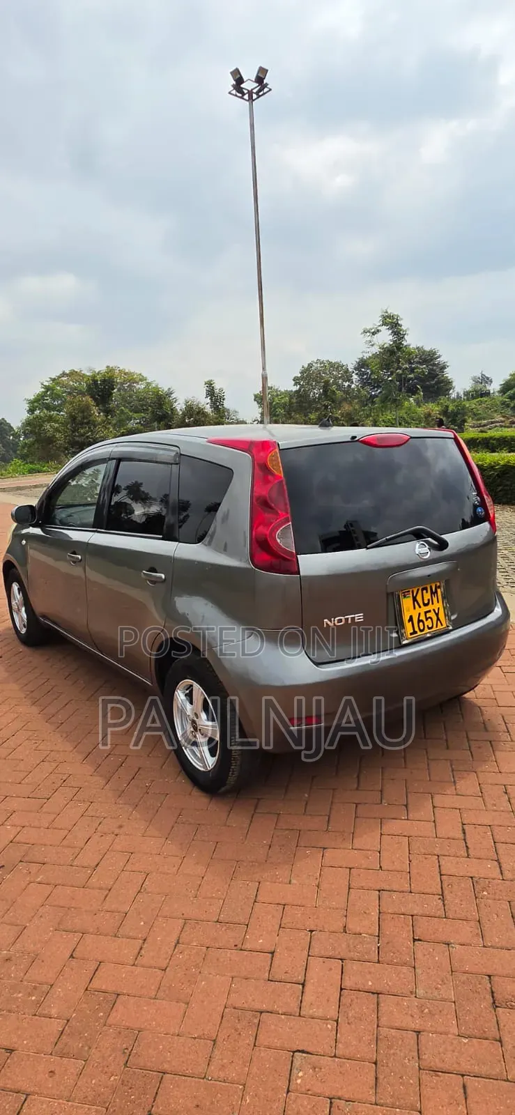Nissan Note 2010 Gray
