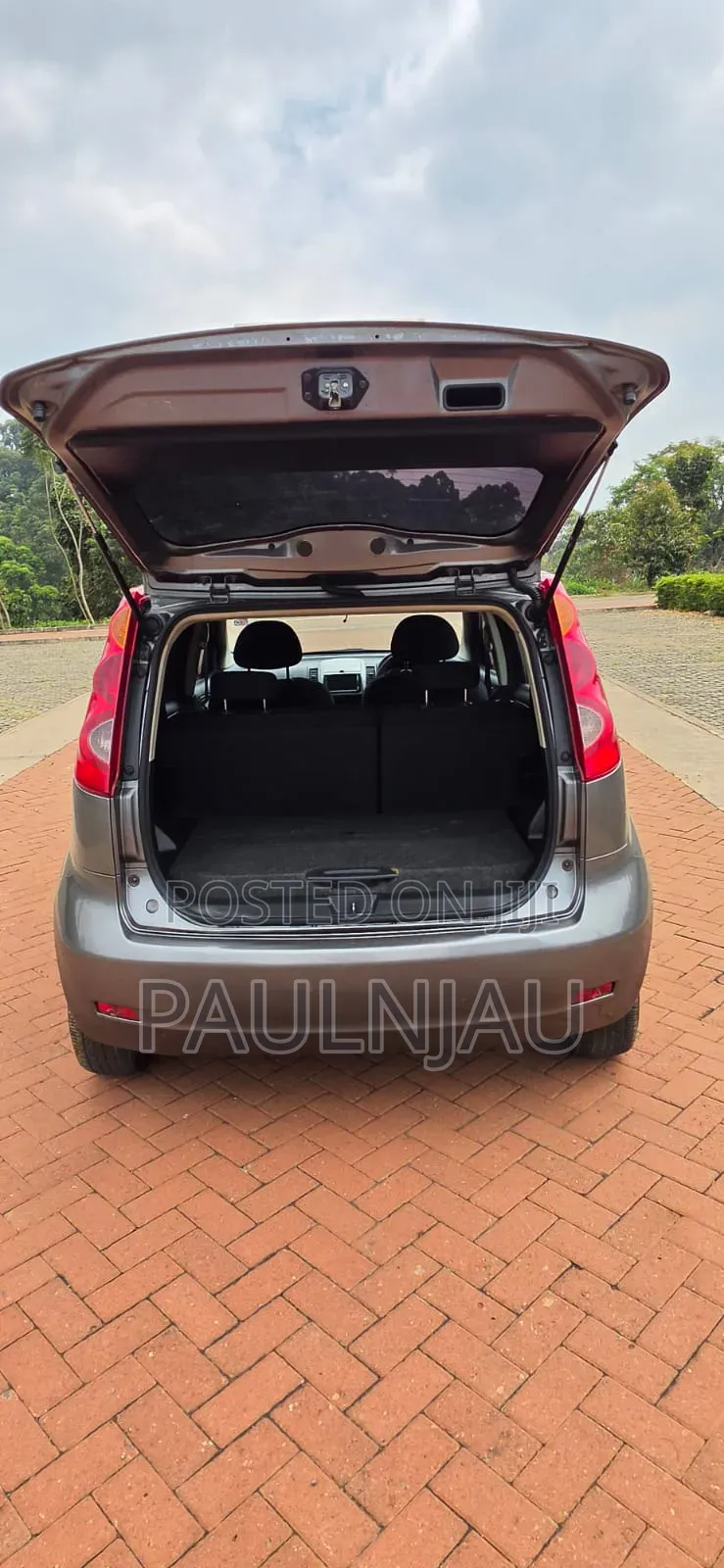 Nissan Note 2010 Gray