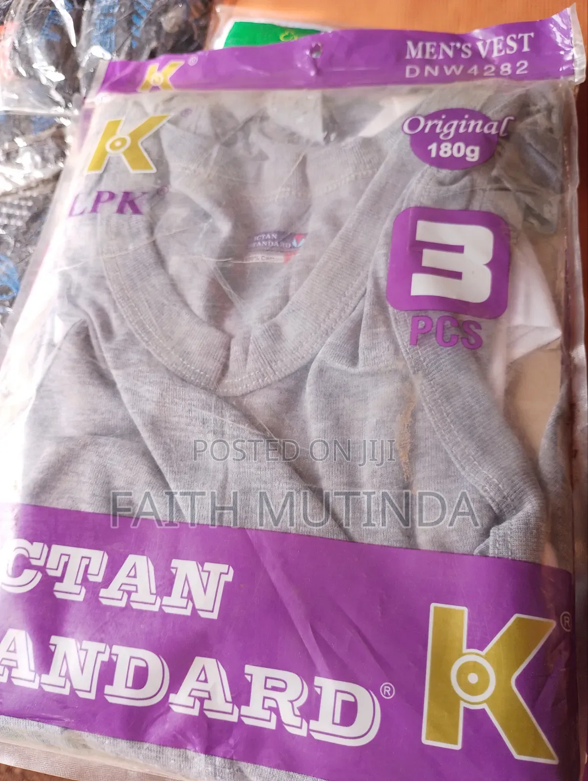 Nandi Capes