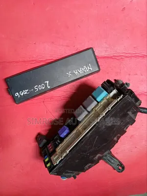 FuseBox Toyota Mark X 2005-2006