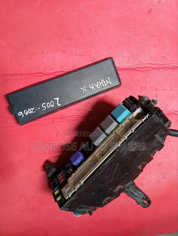 FuseBox Toyota Mark X 2005-2006